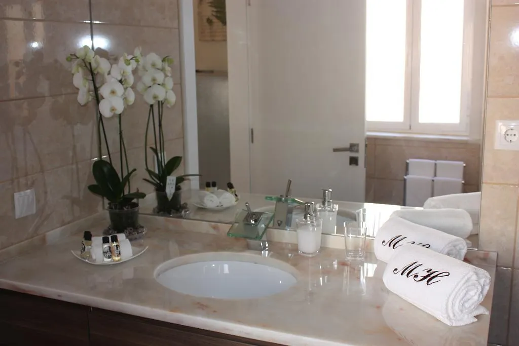 Lisboa Madragoa House Apartments